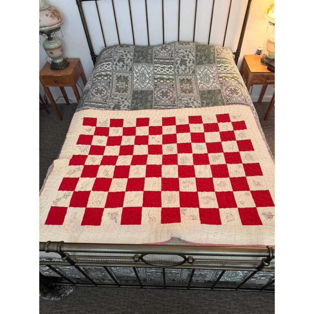 Vintage Hand Quilted Red White Patchwork Quilt Farmhouse Gingham Back 57x44